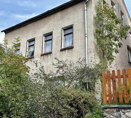 Sanierungsbedürftiges Wohnhaus in Langenweißbach