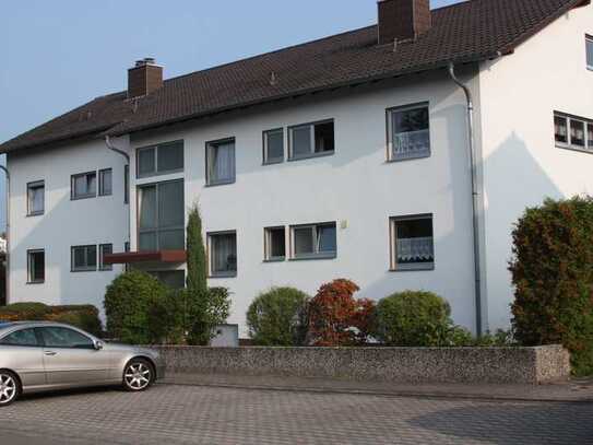 Schöne 4-Raum-Wohnung mit EBK und Balkon in Ramstein-Miesenbach