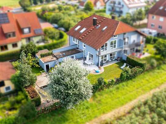 Reserviert: Split-Level-Haus mit unverbaubarem Blick ins Grüne