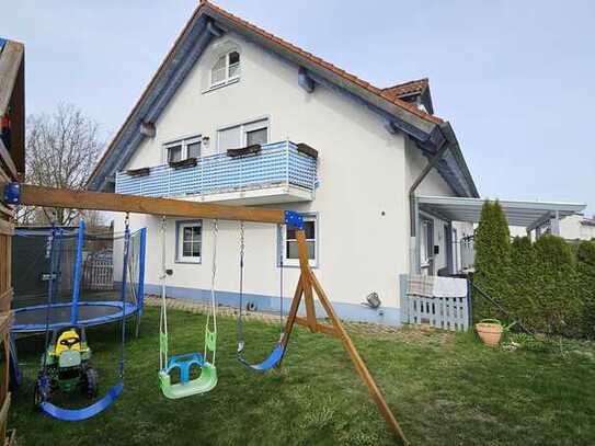 Familienfreundliche Maisonette Wohnung mit sonnigem Balkon und eigenem großen Garten