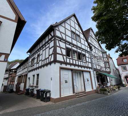 1 Zimmerappartement in Annweiler - EBK - Stellplatz