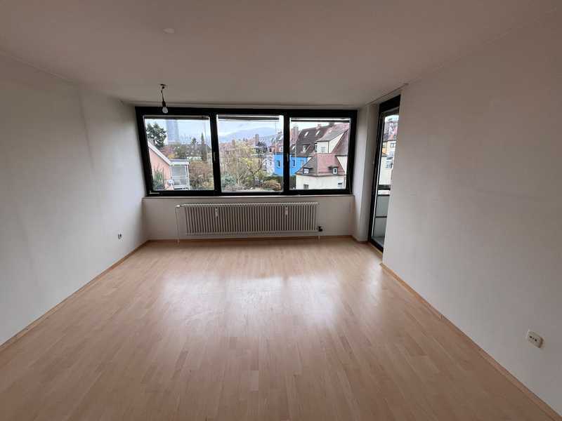                                                               Helle 2-Zimmer-Wohnung mit Balkon im 2. OG in N&uuml;rnberg-Tullnau                                                       in Tullnau (Nürnberg)
