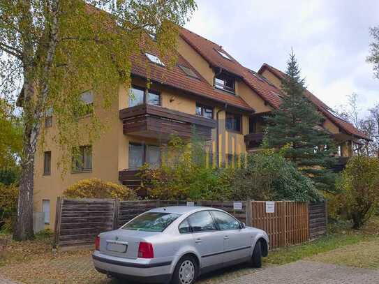 Helle 2-Zimmer-Wohnung mit großem Balkon und Blick ins Grüne in ruhiger Lage von Reutlingen