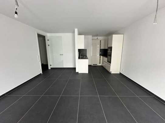 2-ZIMMER-NEUBAU-WOHNUNG MIT EINBAUKÜCHE IN FRANKFURT-SACHSENHAUSEN-ERSTBEZUG!!!