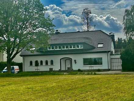 Traumhafte Wohnung in bester Lage am Hülser Berg