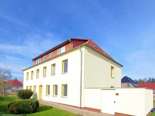 BALD VERFÜGBAR!!! Vollsanierte 2-Raum-Wohnung in ländlicher Gegend
