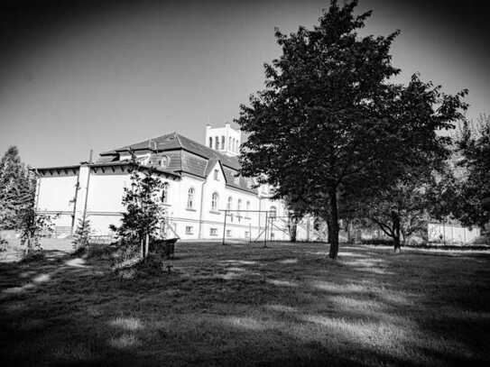 Ein architektonisches Meisterwerk für Liebhaber und Investoren mit Herz, in Wendfeld