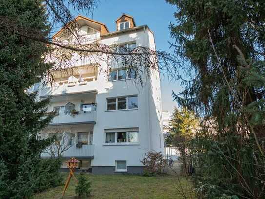 Helle und gepflegte 3 Zi.-Whg. mit Balkon & Außenstellplatz - auf Wunsch auch mit Garage