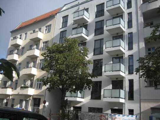 Neubau, 3 Zimmer Balkon-Apartment nahe Prenzlauer Berg