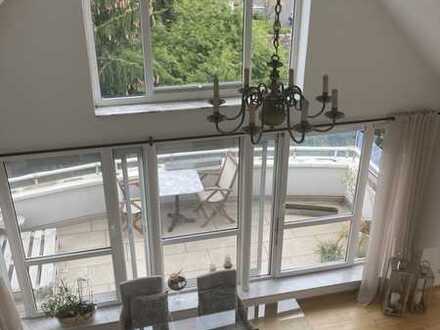 Modernisierte 4,5-Zimmer-Wohnung mit Balkon und EBK in Aschaffenburg