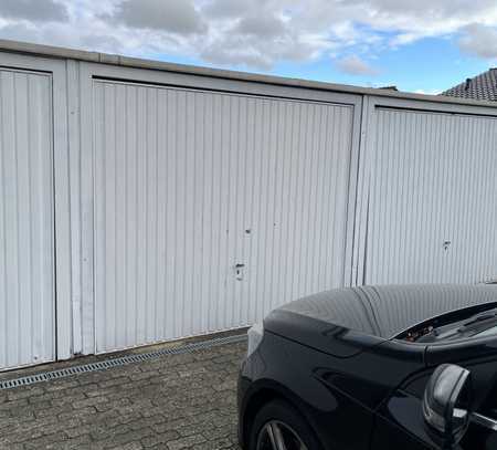 Garage und Stellplatz zu vermieten in Bergheim Kenten