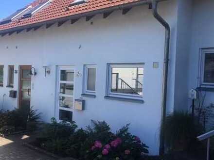 Sehr gepflegtes 4-Zimmer-Reihenhaus mit EBK in 72124 Pliezhausen