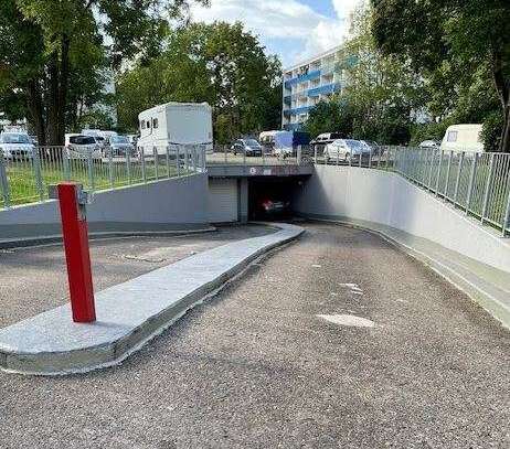 Schenefeld - KFZ-Stellplätze in der Tiefgarage oder auf dem Parkdeck!