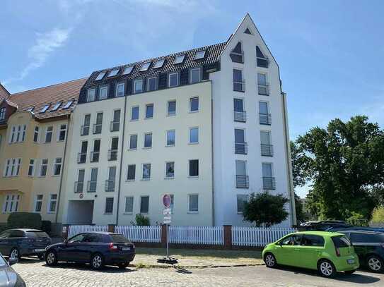 Frisch sanierte, geräumige 2-Zimmer-Wohnung in Magdeburg