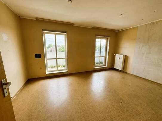 !!! Schöne 3-Zimmer-DG-Wohnung mit 2 Balkonen !!! (WBS für 89 m² erforderlich)