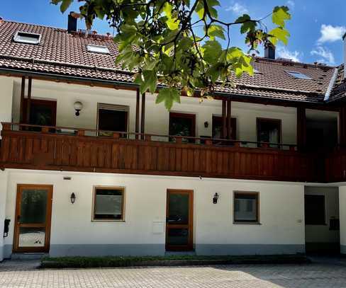 3 Zimmer Maisonettewohnung mit Klimaanlagen – in unmittelbarer Nachbarschaft zur Natur -