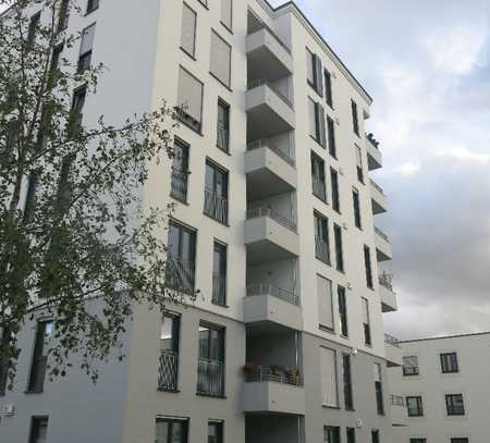 Schöne, helle zwei Zimmer Wohnung in Regensburg, Ostenviertel