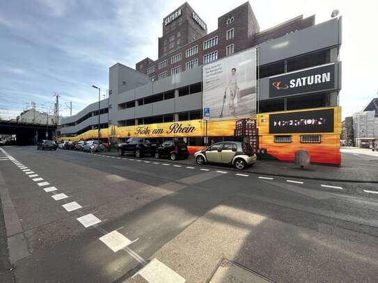 Tiefgaragenstellplätze am Mediapark zu vermieten!