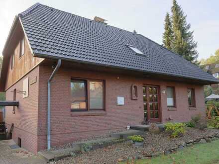 Gepflegtes Einfamilienhaus mit Einliegerwohnung in Hamburg-Rönneburg