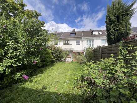 Einfamilien-Reihenmittelhaus mit 2 Stellplätzen, Süd-West Garten im Herzen von Neu-Ehrenfeld