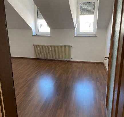 Helle, gemütliche Dachgeschosswohnung