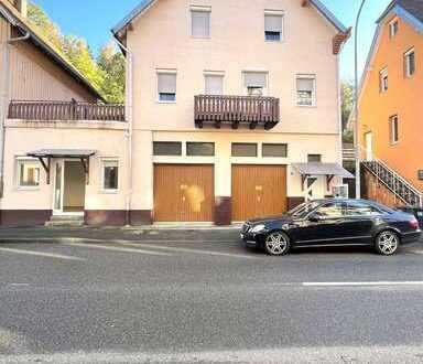 MEHRFAMILIENHAUS mit 4 WE und bis zu 30.000€ Mieteinnahmen p.a. in Top-Lage - Investitionschance