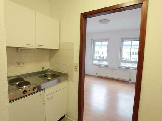 gepflegtes 1-Zimmer-Apartment mit Einbauküche in Dresden