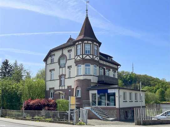 Historisches Wohn- und Geschäftshaus in zentraler Lage