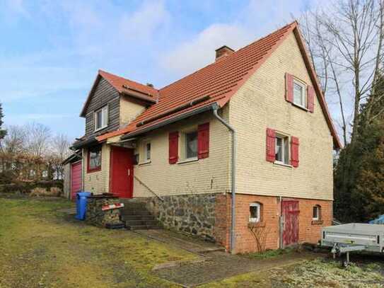 VERKAUFT! Traditionelles Einfamilienhaus mit Scheunengebäude in Herbstein-Lanzenhain