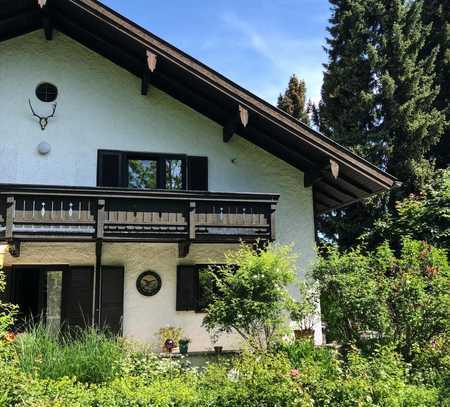 Charmantes Einfamilienhaus mit großem Garten in Holzkirchen/ Marschall