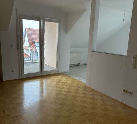 Lichtdurchflutete 3-Zimmer-Dachgeschosswohnung mit Balkon in Markdorf