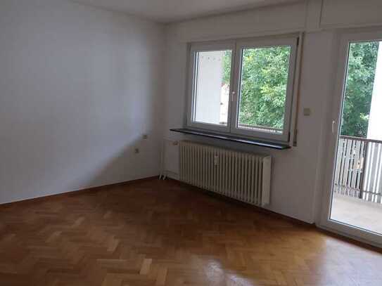 Schöne helle 3-Zimmer-Wohnung mit Balkon in Keltern