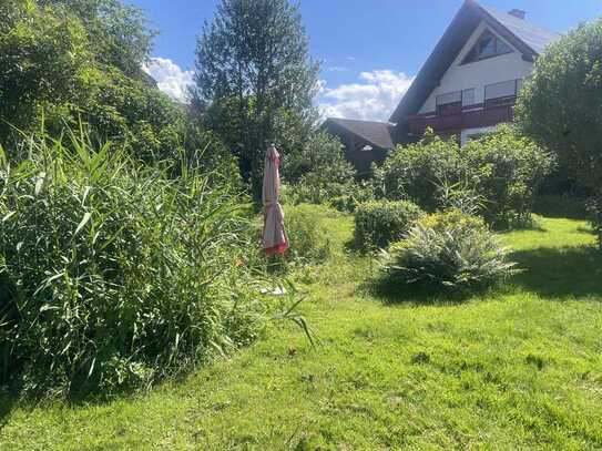 Baugrundstück für Einfamilienhaus oder Doppelhaus