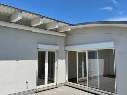 30 m² große Dachterrasse, ungewöhnlicher Schnitt !VORABANZEIGE!