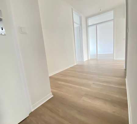 *** Top renoviert *** Großzügig geschnittene 3-Zimmer-Wohnung *** DO-Westerfilde mit Balkon ***