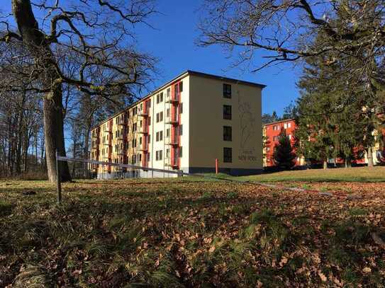 Attraktive 55qm - 2-Zimmer-Hochparterre-Wohnung mit Balkon und Einbauküche in Hoppstädten-Weiersbach