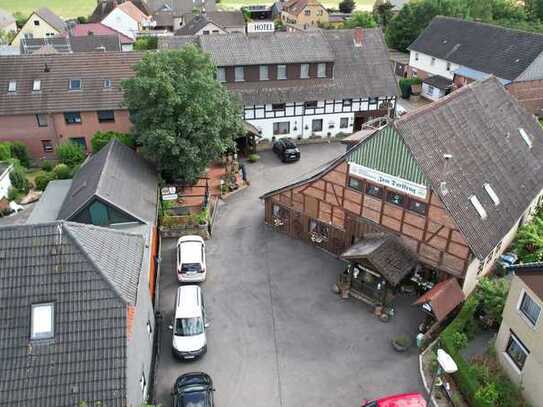 Eine exklusive Gelegenheit: Hotel, Privat-Wohnung und beeindruckendes Restaurant in Flechtorf