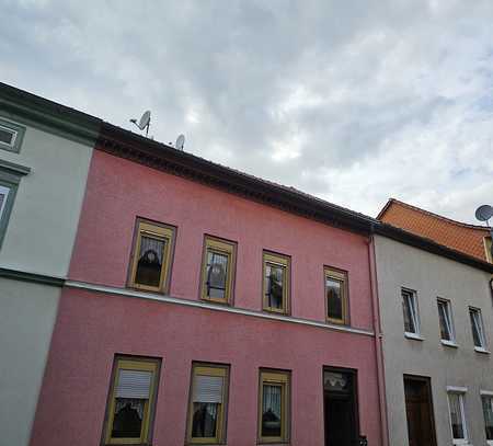 Mehrfamilienhaus in ruhiger Lage der Stadt MHL zu verkaufen :)