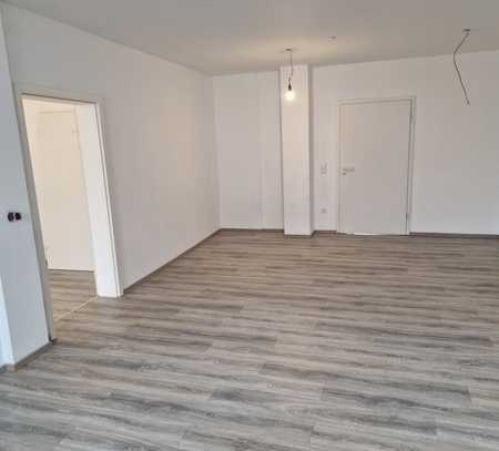 Sanierte grosse Wohnung in Innenstadt