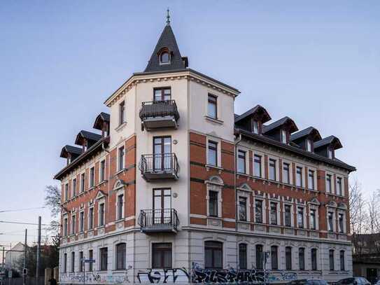 2 Zimmer I modernes Bad mit Wanne I Balkon I offene Küche mit Einbauküche