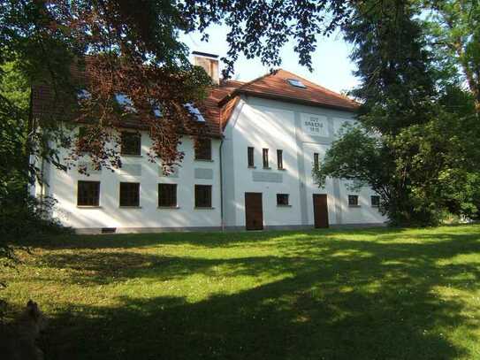 Außergewöhnliches Landhaus in Alleinlage