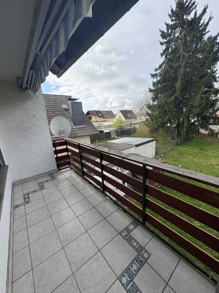                                                               **Sch&ouml;ne 3-Zimmer-Wohnung mit Balkon in Altenstadt-Rodenbach**                                                       in Altenstadt (Weilheim-Schongau)