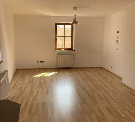 Lichtdurchflutetes 1-Zimmer Appartement in Bayreuth zu vermieten