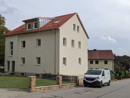 Erstbezug nach Sanierung: attraktive EG 3-Zimmer-Mietwohnung in Wackersdorf