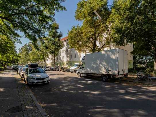 Vermietet 4 Zimmer Wohnung in Neukölln