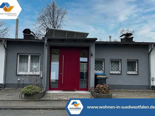 Modernisiertes und gut geschnittenes Reihenmittelhaus in Siegen-Achenbach!