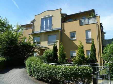 Solide Kapitalanlage! Schöne 2-Raum-Wohnung mit Terrasse und Gartenanteil in Striesen!!