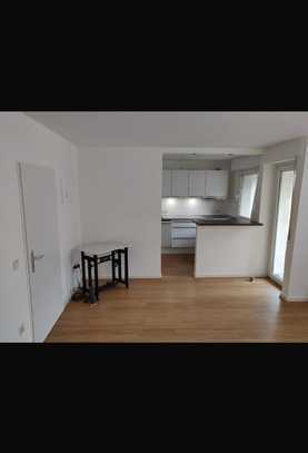 Modernisierte 1-Zimmer-Wohnung mit Balkon in Köln