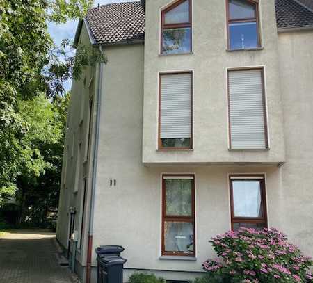 "EHRENSACHE..." Tolle Maisonette-Wohnung mit Balkon in Bochum!