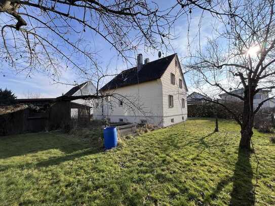 Einfamilienhaus mit großem Garten in Sünching